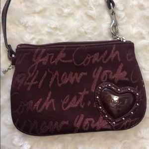 Mini wristlet